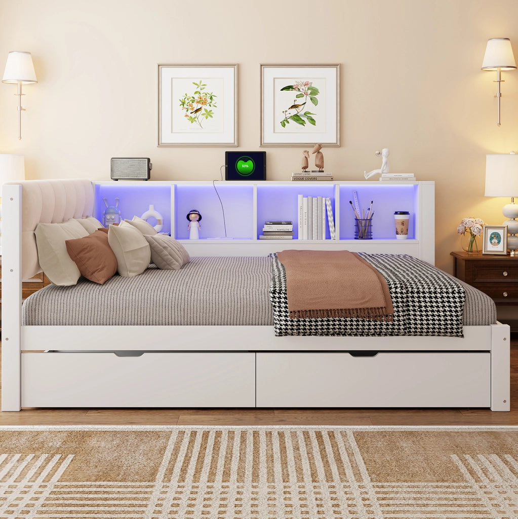 Daybed 140x200 cm con cassetti; ripiano integrato; USB e LED; in legno di pino e MDF; bianco