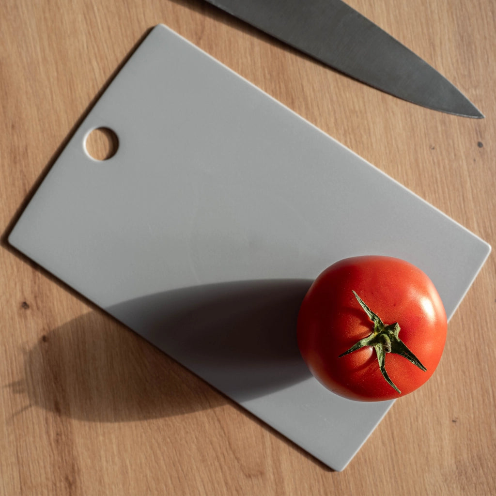 Tagliere da cucina sottile in plastica rigida KADAX, grigio, 24,5x16 cm