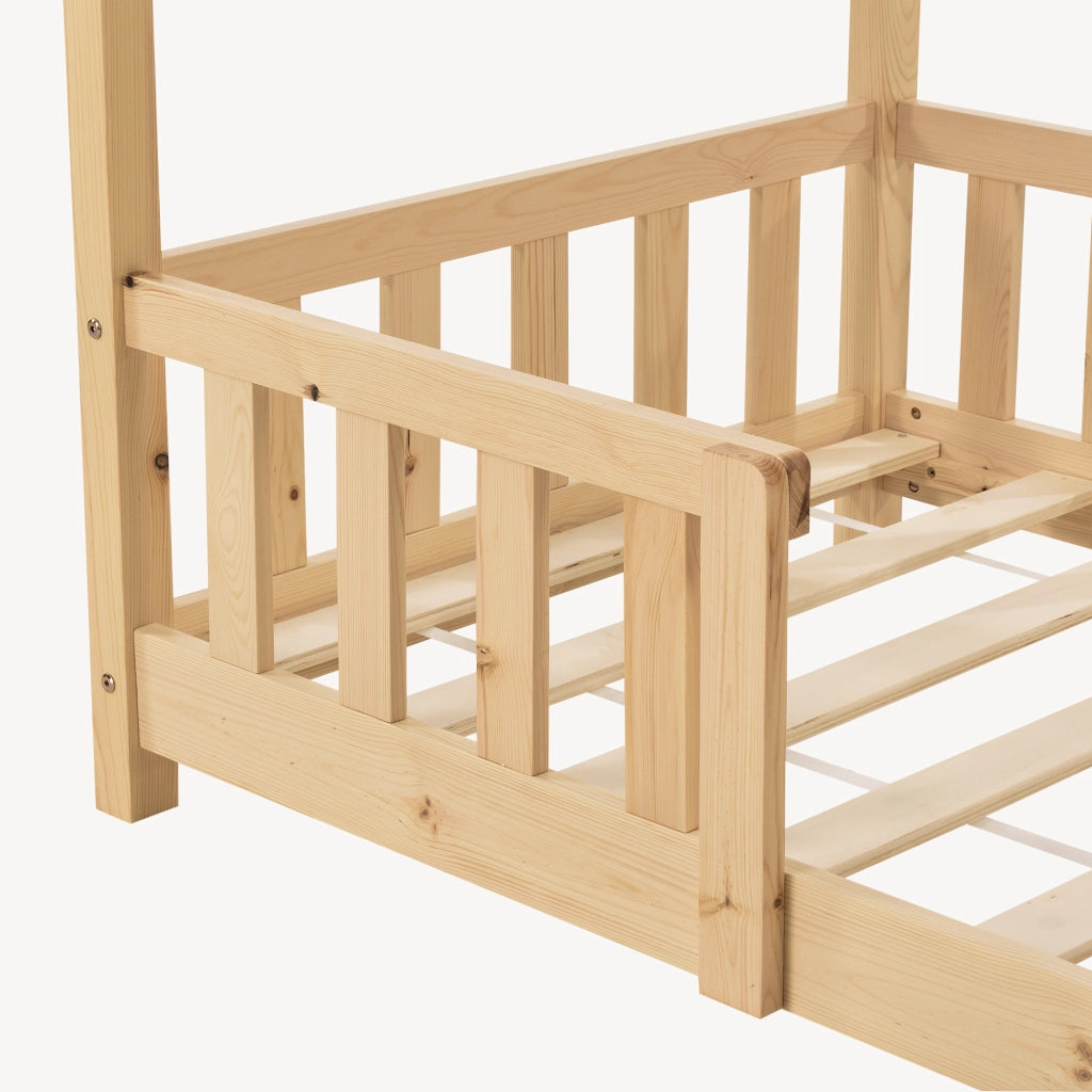 Letto per Cameretta Treviolo a Forma di Casetta in Stile Montessori 70x140 cm Naturale [en.casa]