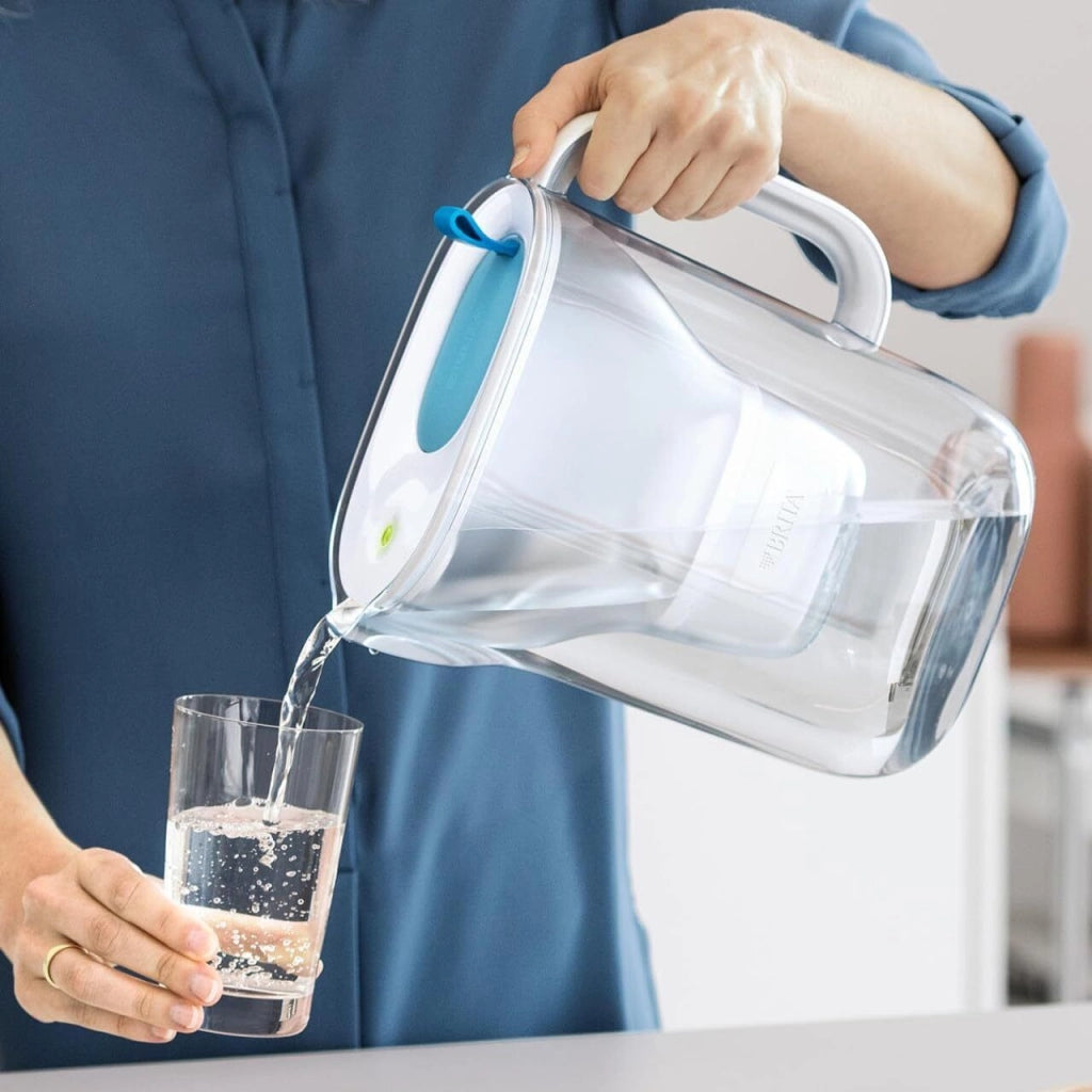 Brita 1051367 Bottiglia per filtrare l'acqua Capacita' 2,4 L Tecnologia MAXTRA Lavabile in lavastoviglie colore Verde Trasparente