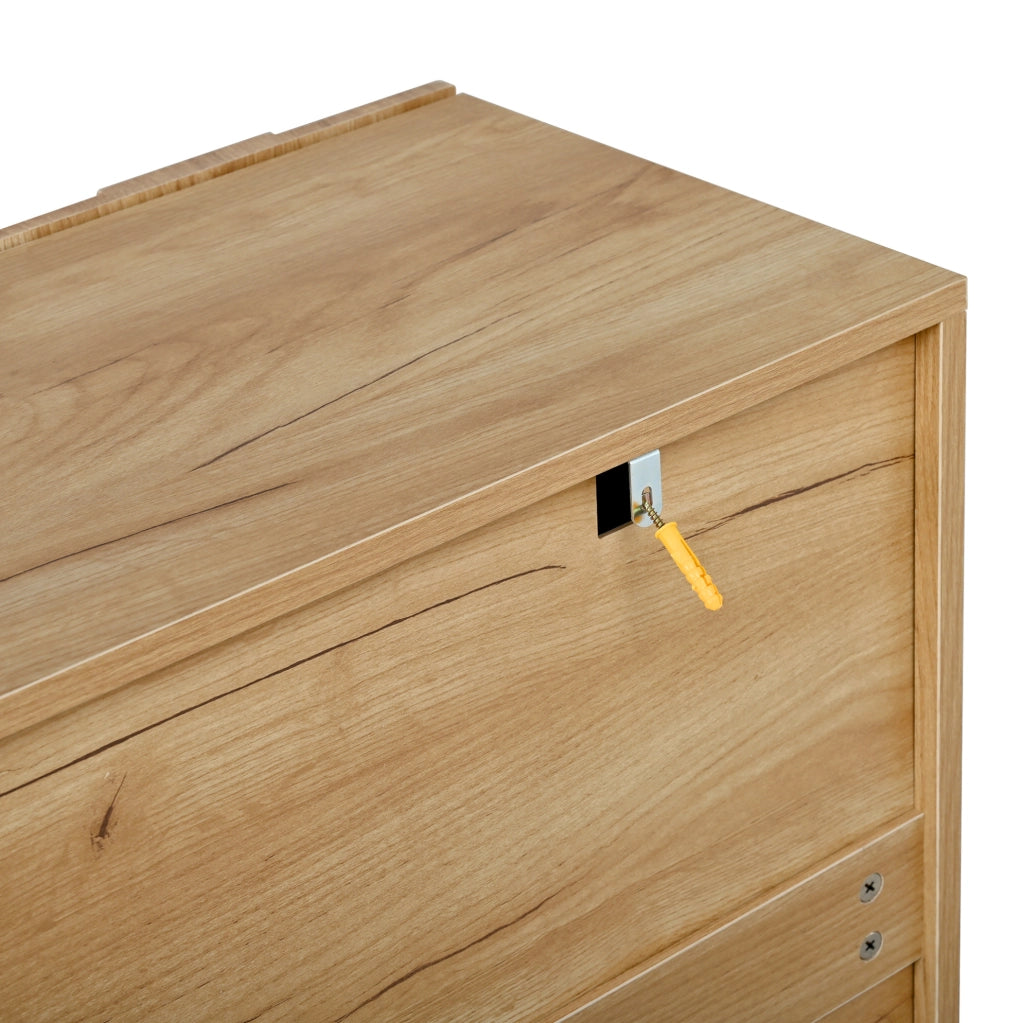 Credenza francese moderna con frontale geometrico e 3 ante