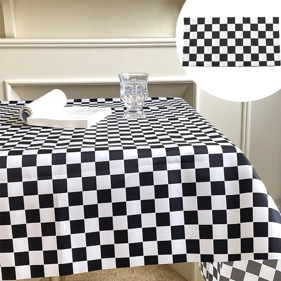 Set di tovaglie per tavolo da 2 pezzi - Nero e bianco - Tovaglia per tavolo in plastica - Tovaglia lavabile - Tovaglia per tavolo per festa di compleanno - Dimensioni 137x274CM