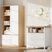 Armadio con ante scorrevoli e fasciatoio con spondina, cassetti e vani aperti, per cameretta, in MDF, bianco naturale
