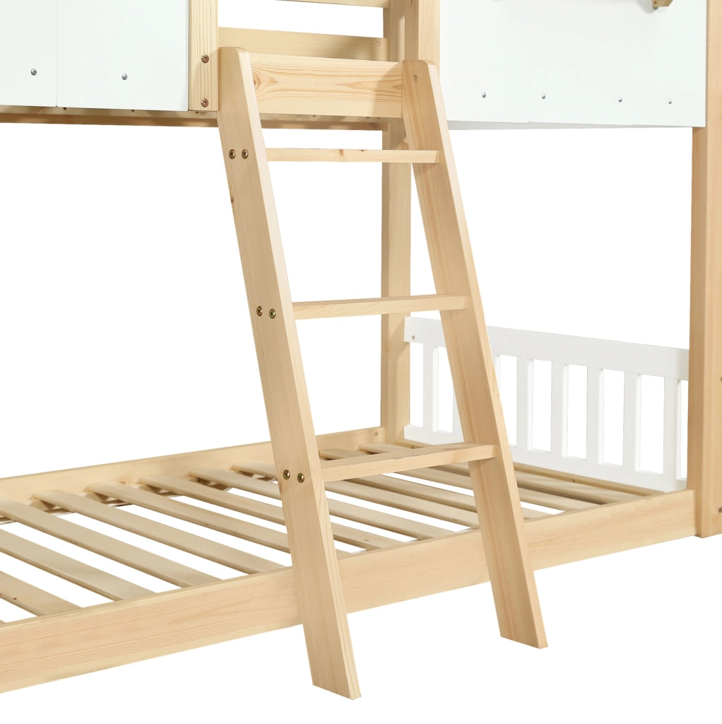 Letto a castello per bambini con scala inclinata, finestre decorative e sponde di sicurezza