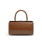 Borsa a tracolla da donna in vera pelle, semplice ed elegante, colore marrone.
