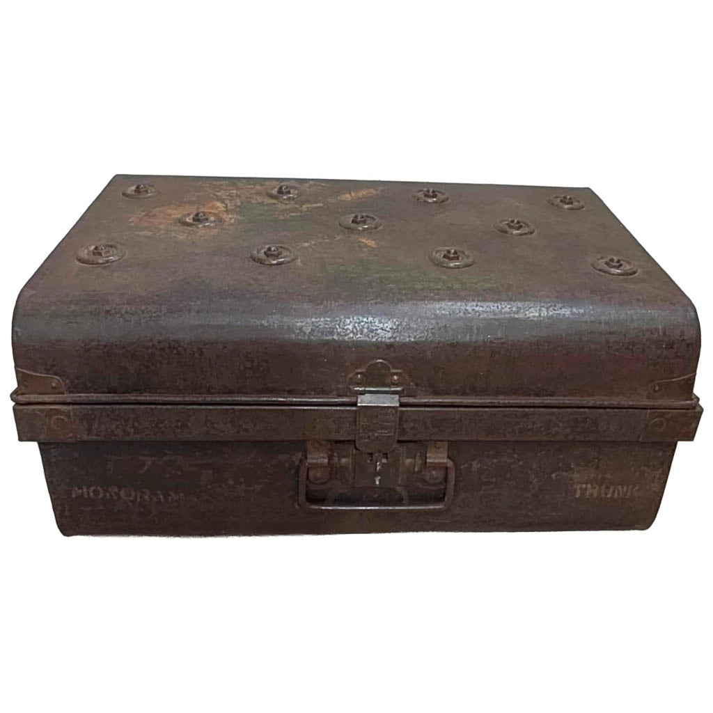 Valigia artigianale in metallo, 67x37x25h cm