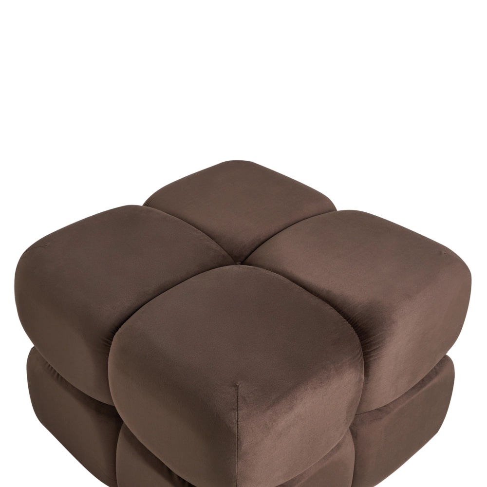Pouf quadrato in tessuto vellutato marrone scuro elemento d'arredo moderno per salotto o camera da letto