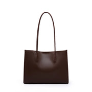 Borsa a tracolla da donna in vera pelle, colore viola.