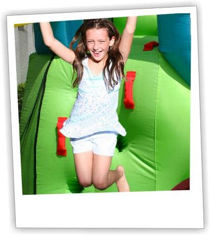 Castello Giostra Gonfiabile Jungle Fun con Scivolo e Pompa Inclusa Happy Hop