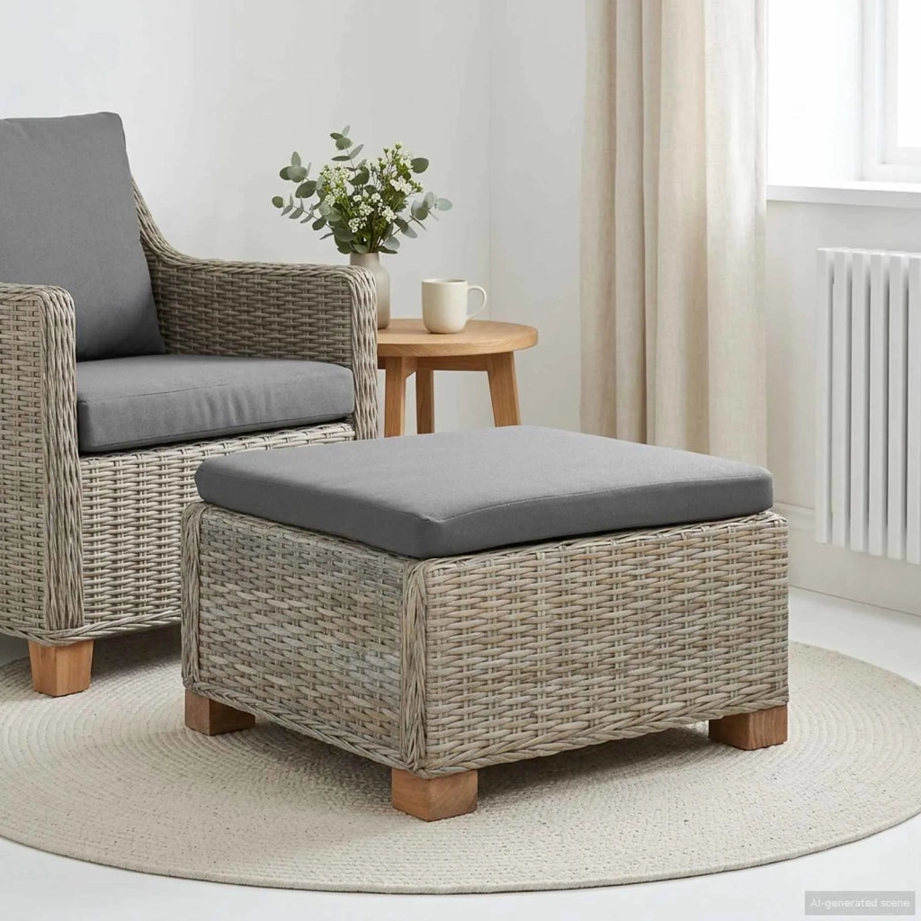 Poggiapiedi con Cuscino GENDT Rattan naturale Grigio Kubu 42034395