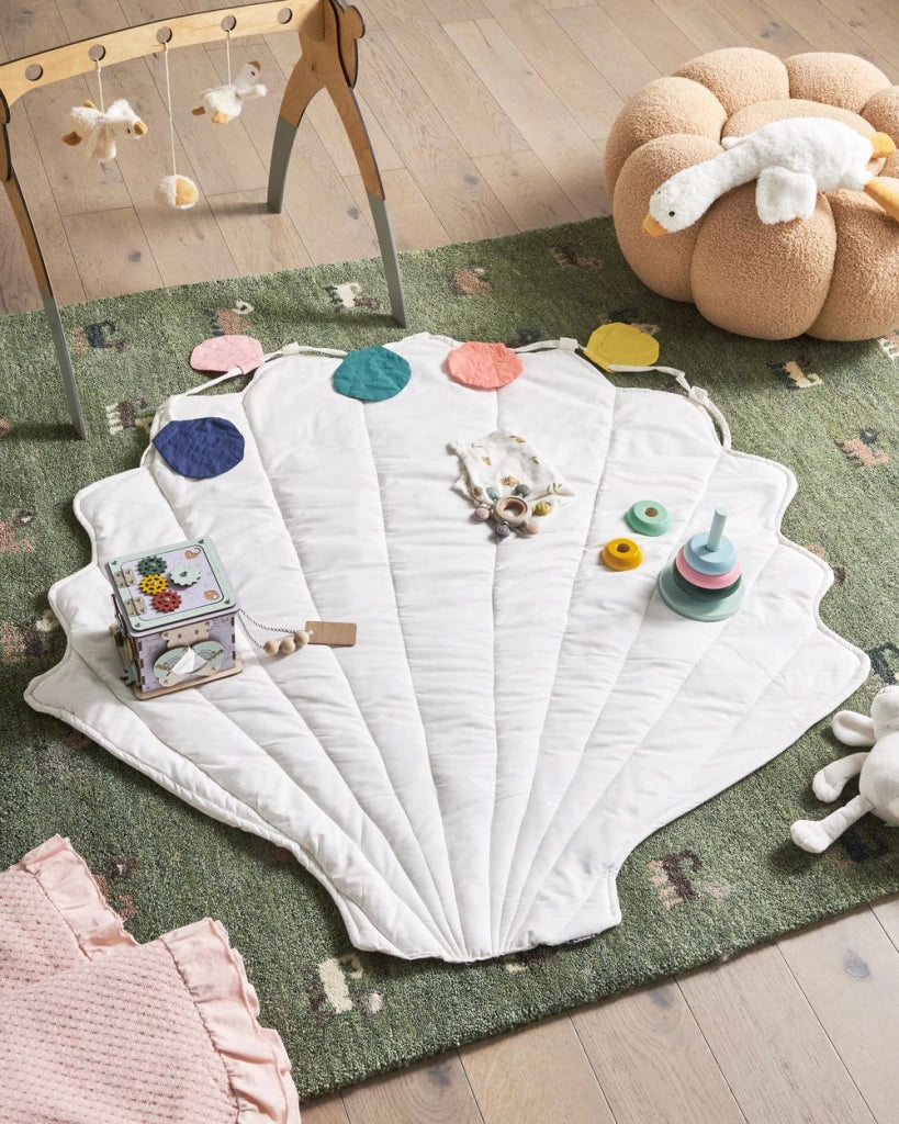 Tappeto da gioco per bambini in cotone bianco a forma di conchiglia trapuntato 110 x 110 cm Accessori per la cameretta dei bambini