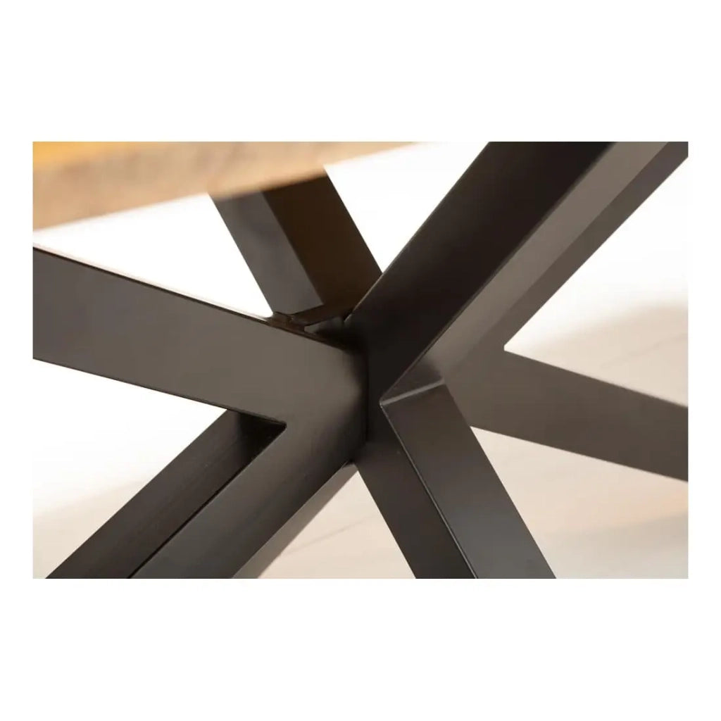 Table SOLARA 160 cm – Piano in legno di mango verniciato e struttura in metallo nero – Design industriale e fascino unico