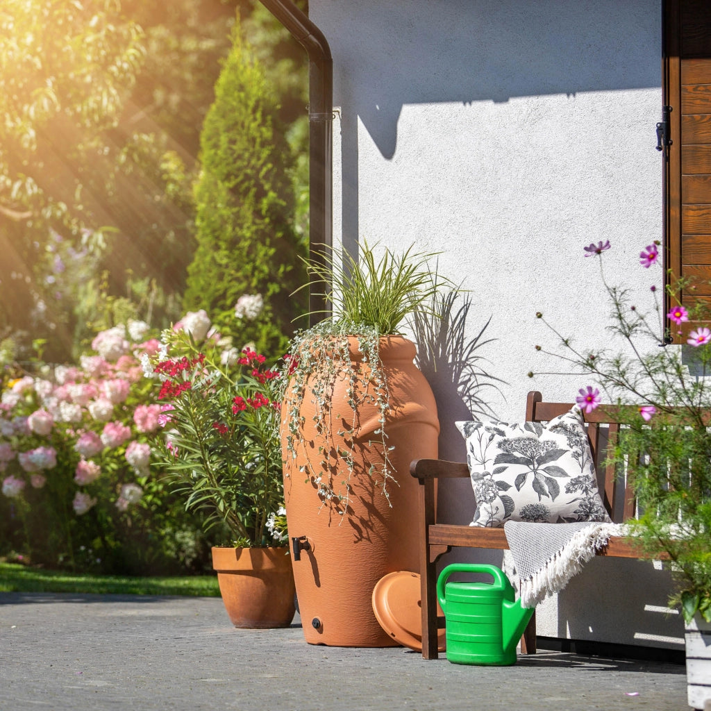 Serbatoio per acqua piovana KADAX 210L + Kit di collegamento al rubinetto e supporto