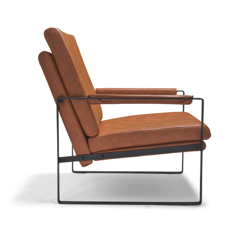 BRADFORD - Poltrona design retrò in leatherette cuoio