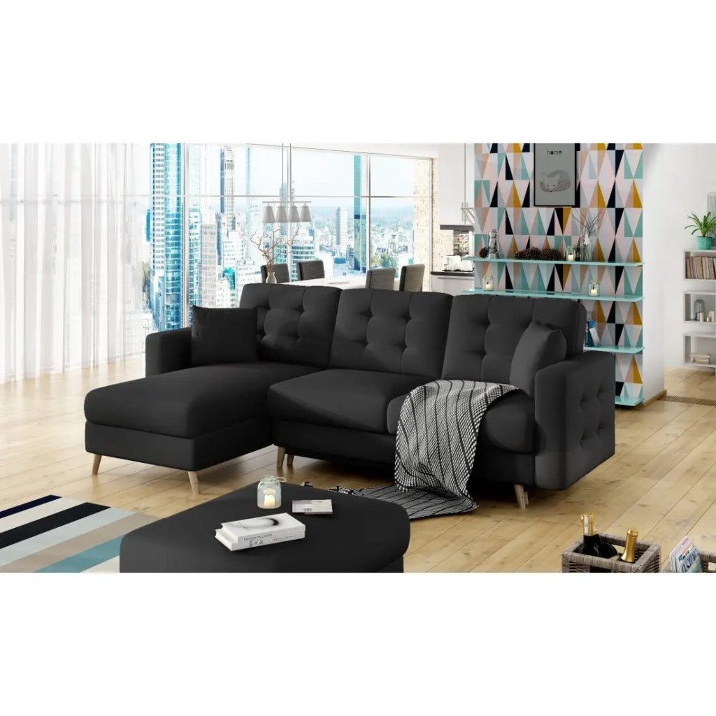 Canapé d'angle convertible HASGARD 3 places noir 248x162 cm – coffre et pieds bois Divano angolare trasformabile HASGARD 3 posti nero 248x162 cm - con vano contenitore e piedi in legno