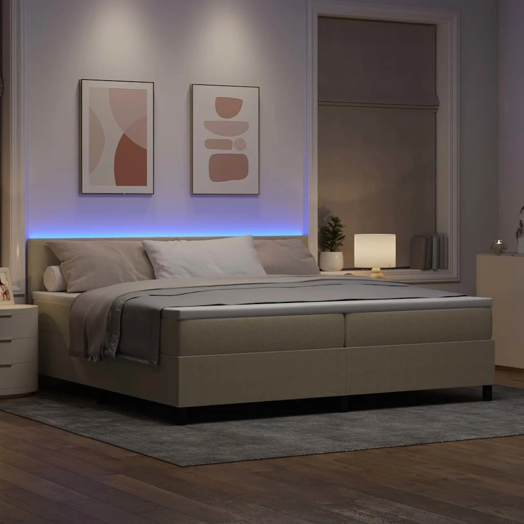 Letto a Sorgente LED Grigio chiaro e bianco 200 x 200 cm 3337618