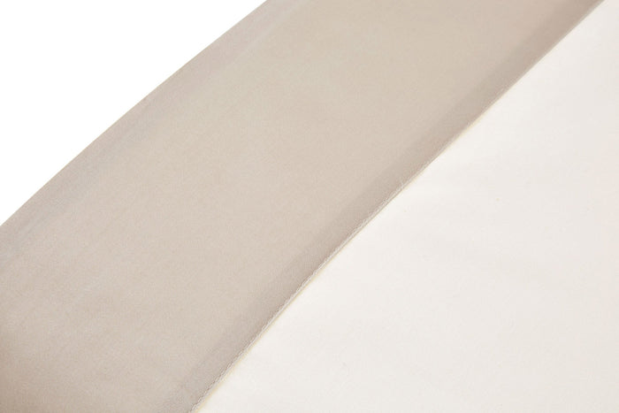 Set Lenzuola 1 Piazza e Mezzo Sopra Sotto e Federe Bordi in Raso Garrini Eveline Avorio/Sabbia