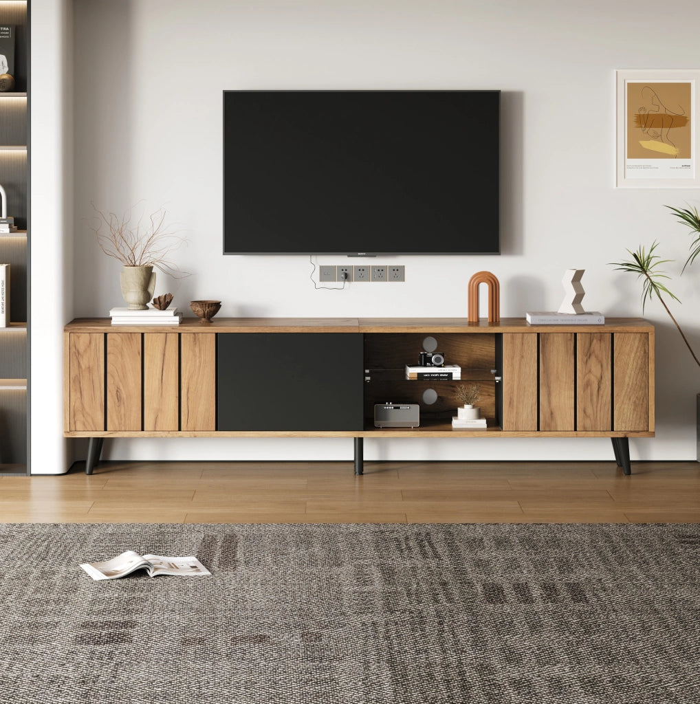 Mobile TV 175x31.5x45 cm con 3 ante e ripiano centrale in vetro temperato; truciolare naturale e nero
