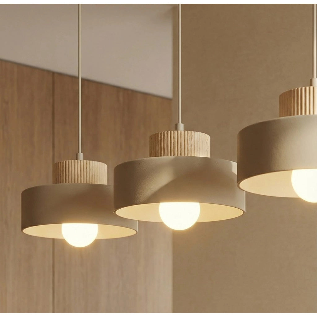 Lampada a sospensione KIVI in acciaio color mokka e legno