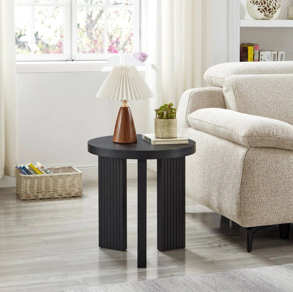 Tavolino laterale rotondo in MDF nero con struttura a tre gambe