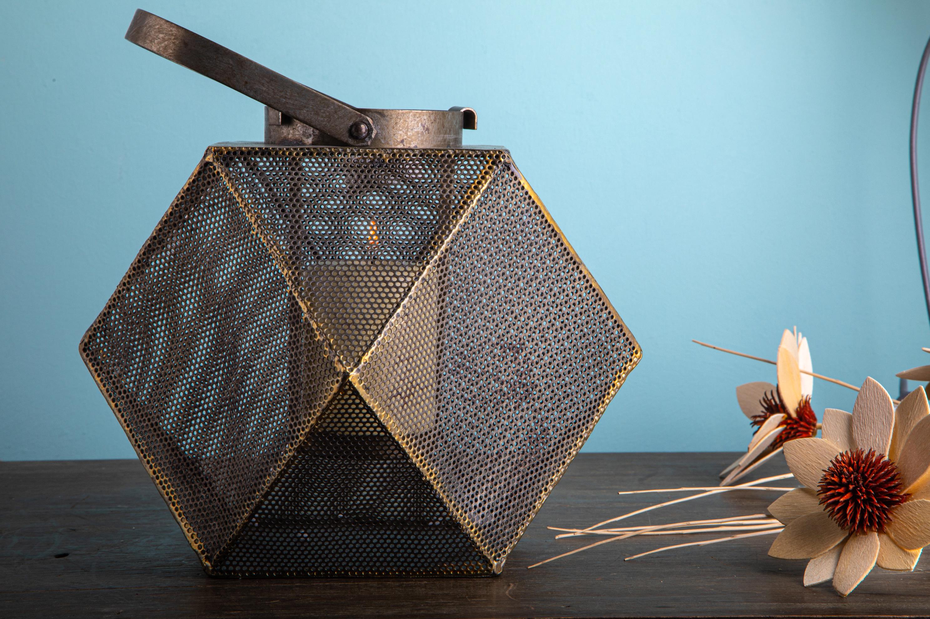 Lanterna in Metallo con Manico H 30 cm