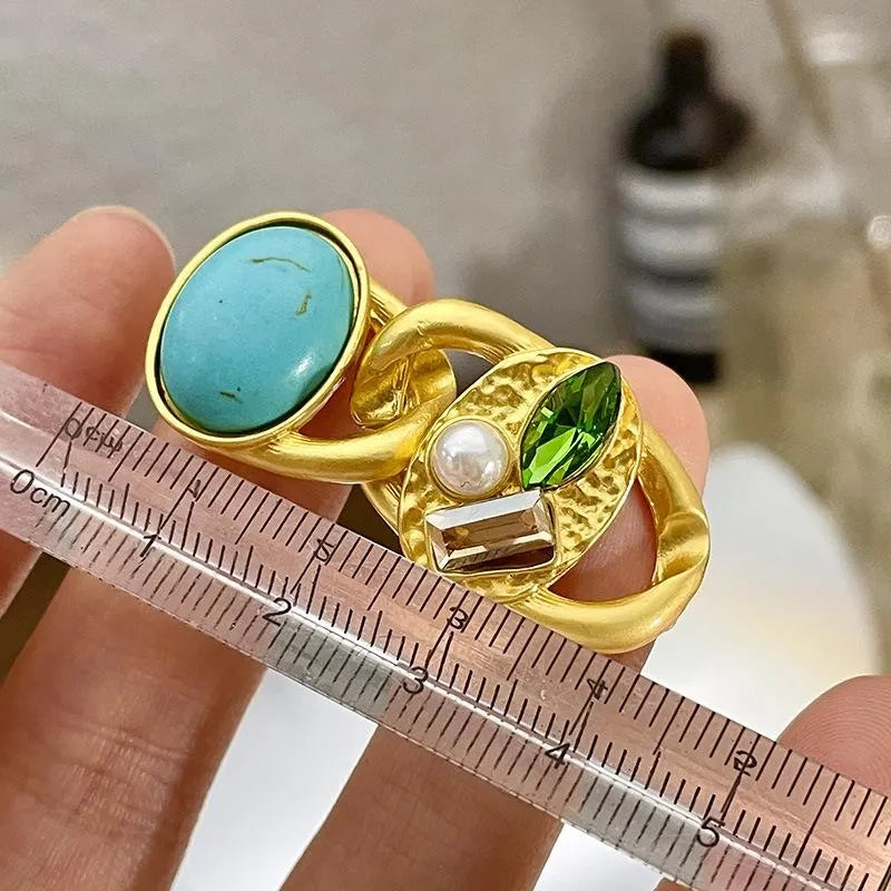 Set di gioielli con perline di cristallo turchese: collana, orecchini e bracciale in stile vintage.