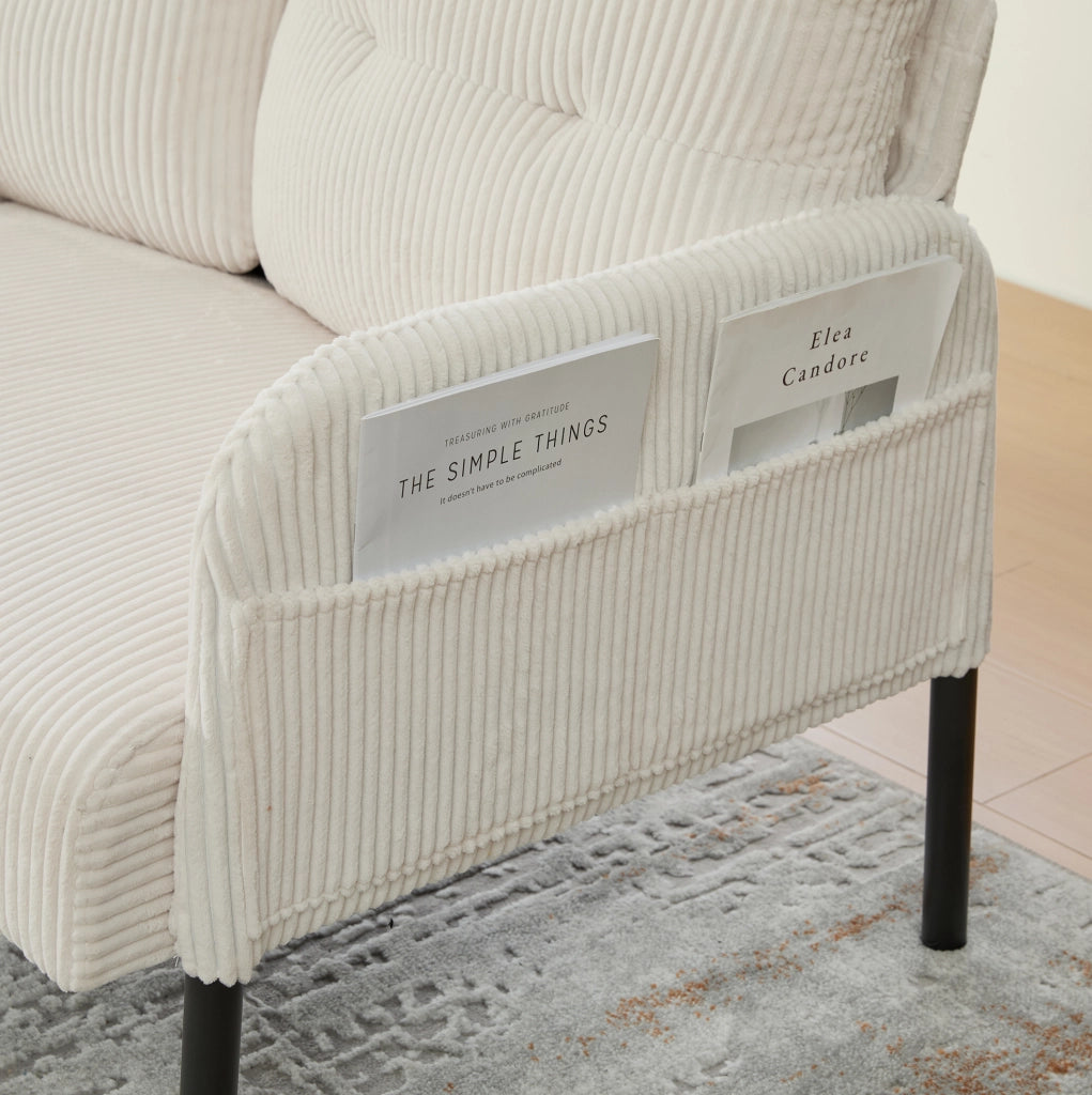 Divano tre posti beige in velluto a coste con schienale ergonomico e tasca laterale capiente