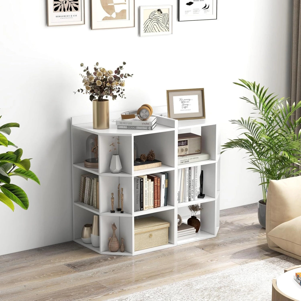 Libreria Angolare Triangolare con 3 Ripiani e 9 Vani Aperti, Presa di Ricarica Integrata, 51 x 71,5 x 86 cm, per Soggiorno e Studio (Bianco)