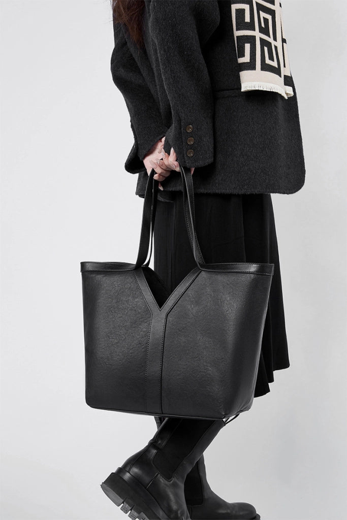 Borsa a tracolla da donna in vera pelle nera