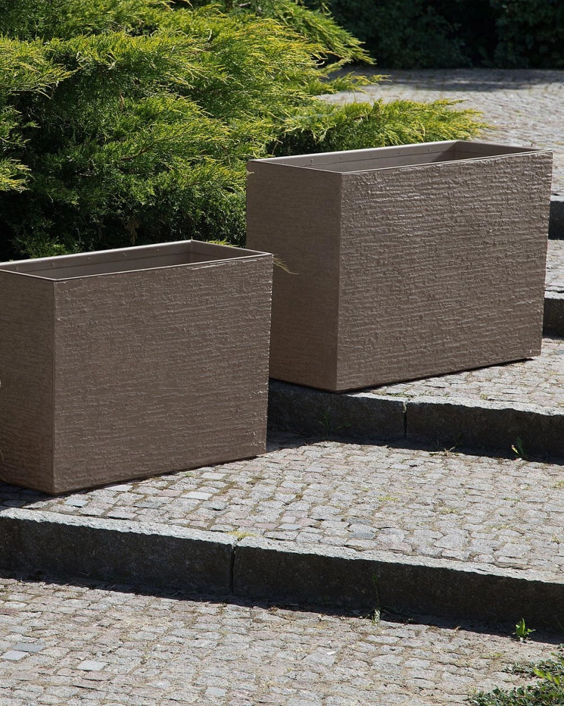Vaso per piante in pietra marrone 56 x 80 x 56 cm Fioriera rettangolare per interni ed esterni