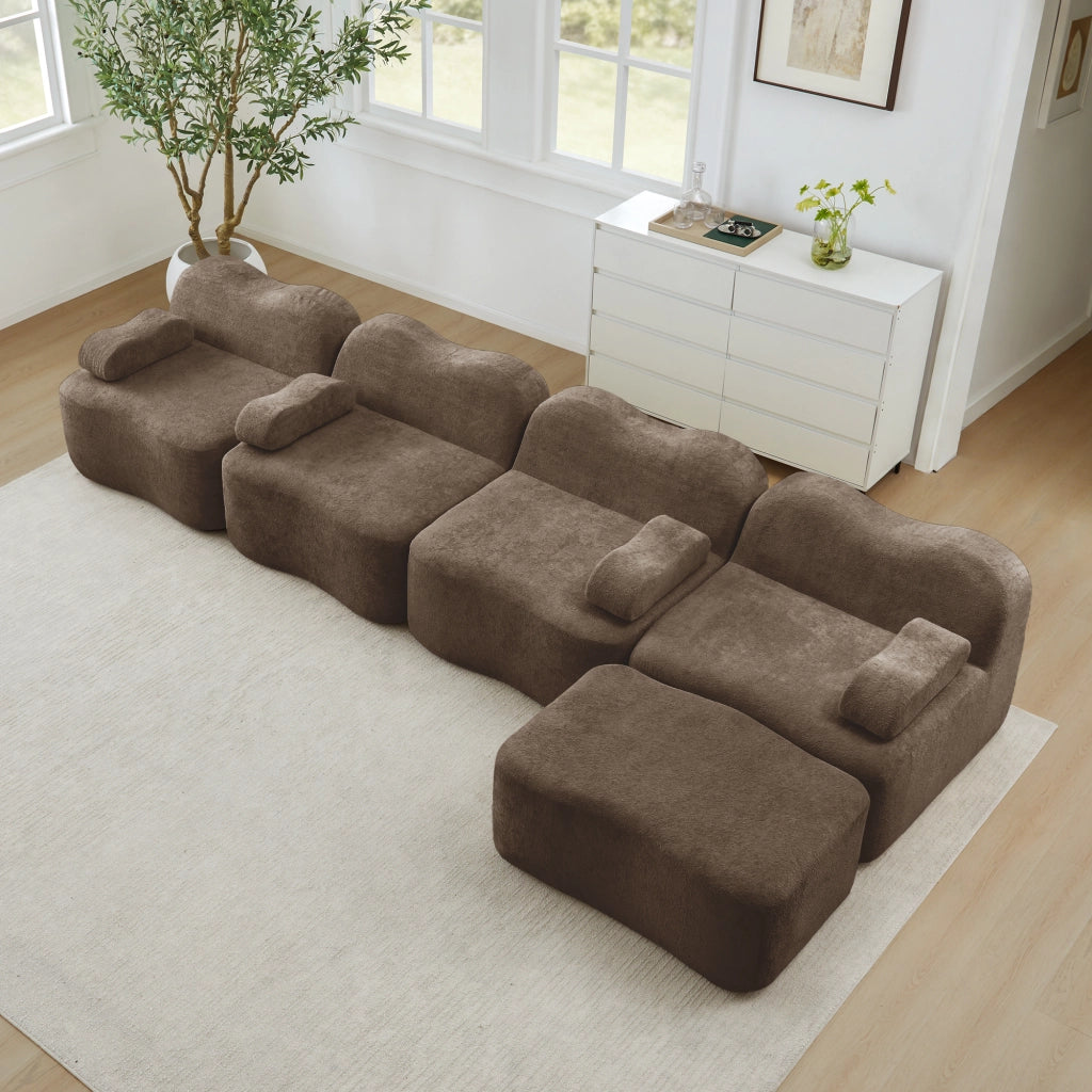 Divano modulare angolare 4 posti senza struttura interna con pouf collegabile e braccioli mobili in velluto marrone