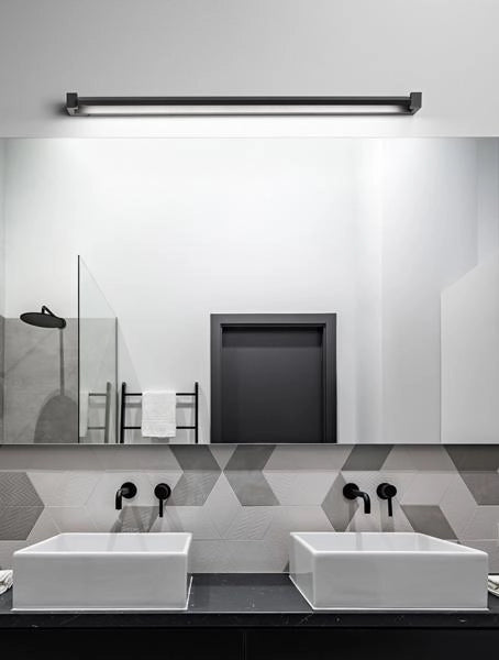 Applique in metallo verniciato nero Sway ED 35W CCT 3000K 4000K 6000K 3200Lm 100cm