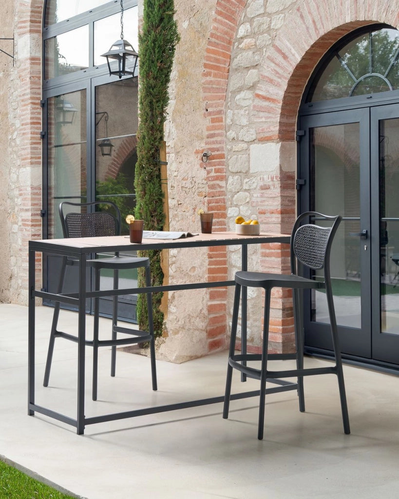 Set di 2 sedie da bar in plastica nera retrò resistenti alle intemperie per uso interno ed esterno