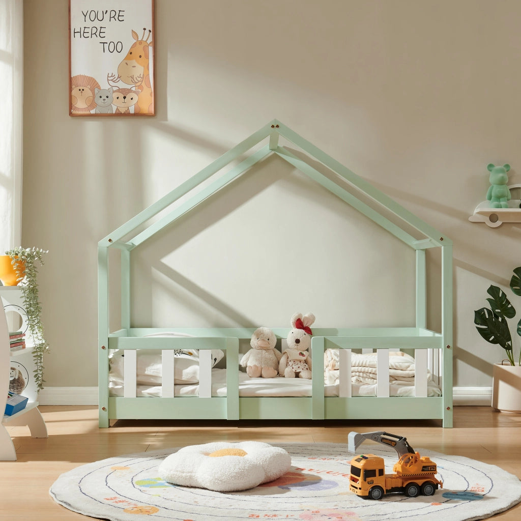 Letto per Cameretta Treviolo a Forma di Casetta in Stile Montessori 70x140 cm Menta Verde/Bianco [en.casa]
