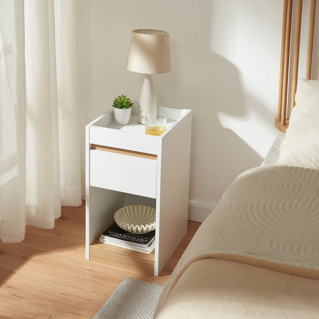 Comodino Lure con Cassetto e Vano Aperto Mobiletto Laterale 55 x 30 x 35 cm - Bianco/Effetto Rovere [en.casa]