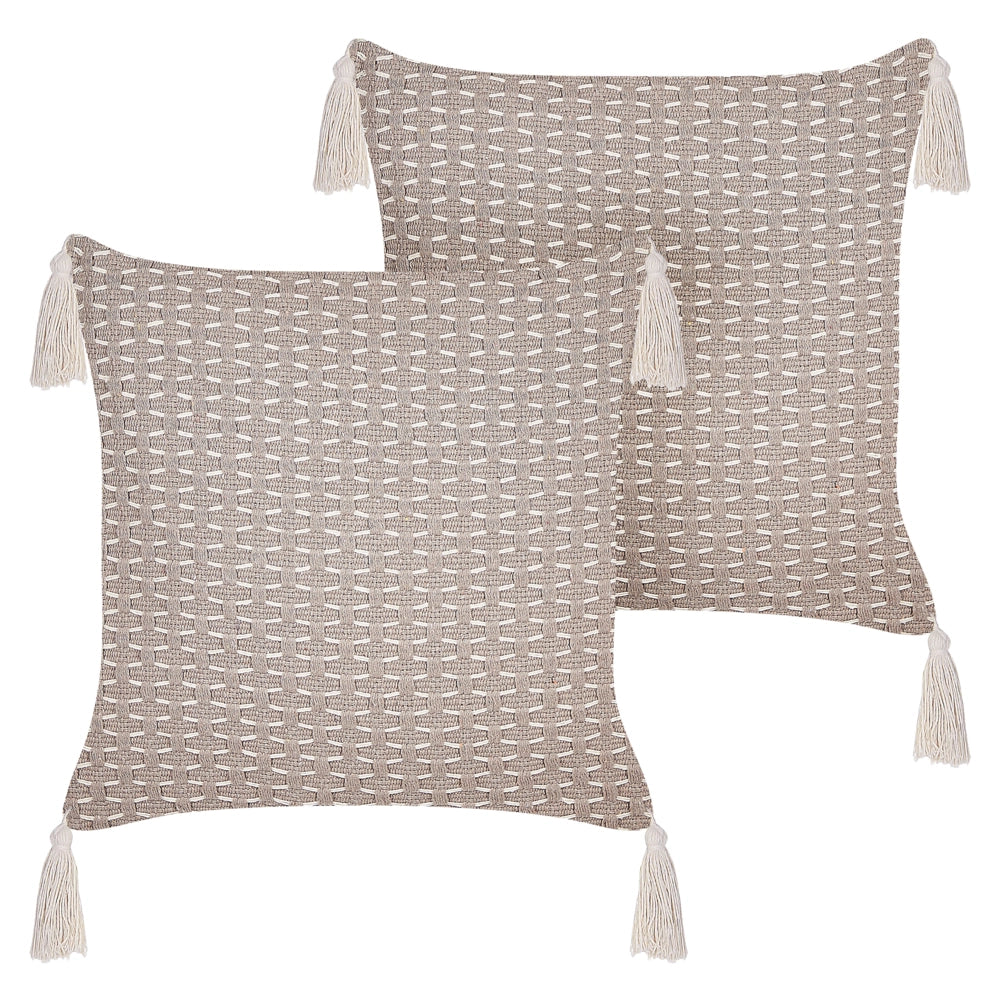 Set di 2 cuscini in poliestere tortora 42 x 42 cm con nappe imbottitura soggiorno camera da letto
