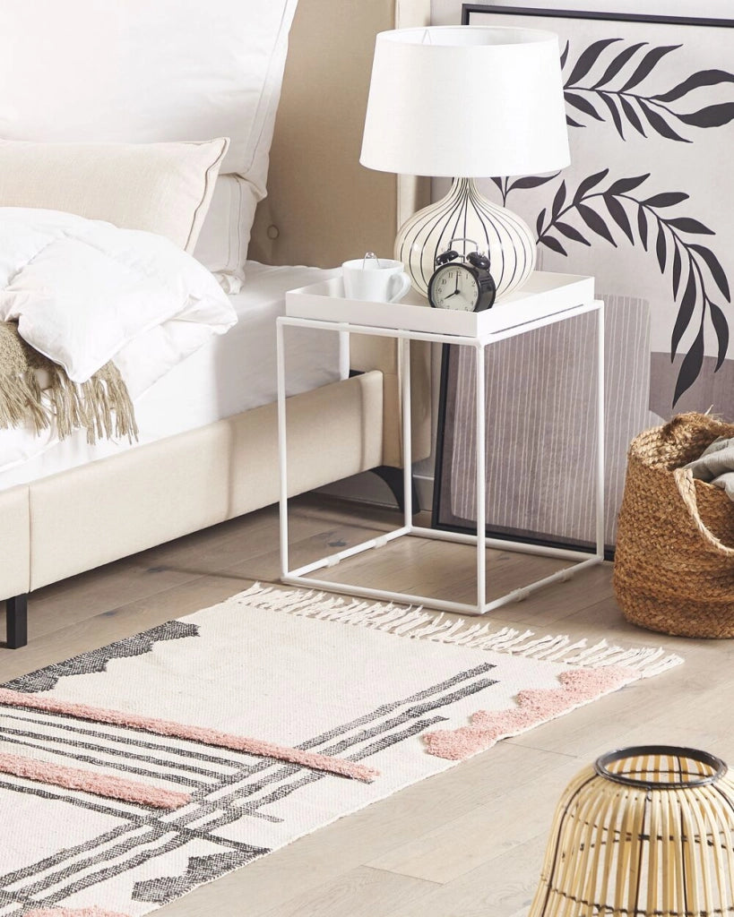 Tappeto in cotone beige e Nero tessuto a mano con frange 80 x 150 cm