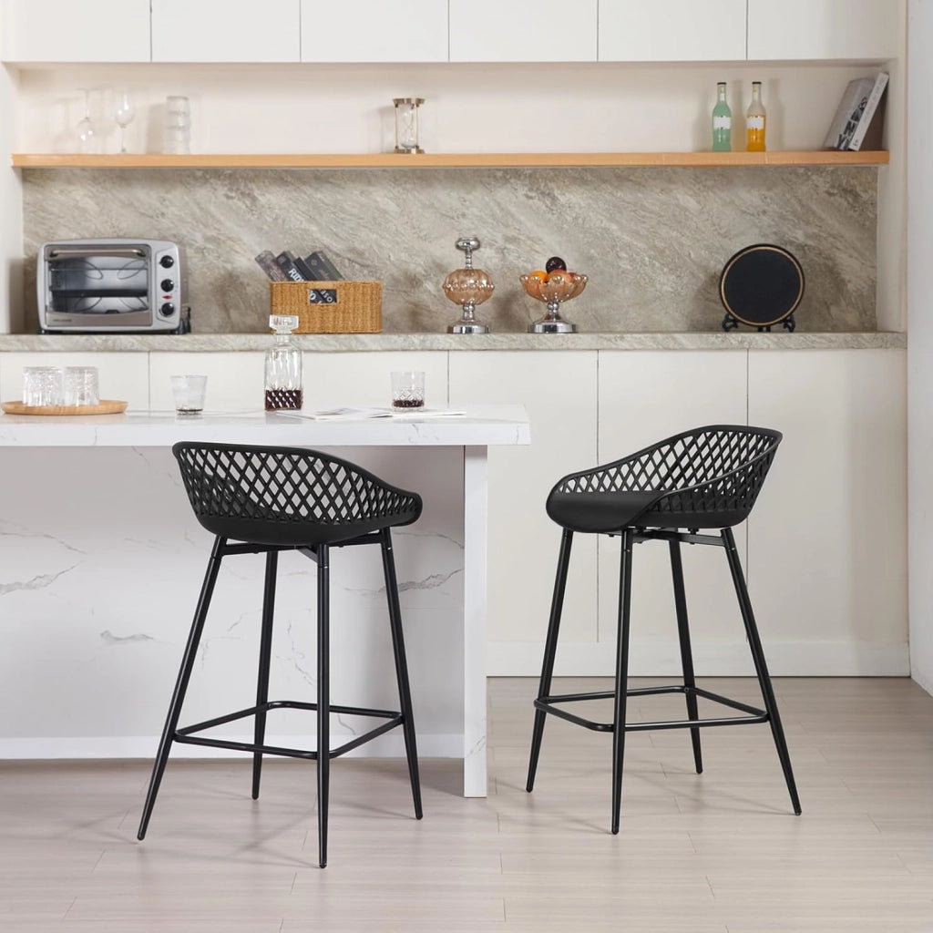 Sgabelli da Bar Set di 4, Sgabelli da Bar per Colazione, Sgabelli da Cucina con Poggiapiedi e Schienale, Sgabelli Alto con Seduta in Plastica, Neri, BH417sz-4