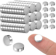 Mini-magneti in acciaio 100 pezzi forti 8 mm x 3 mm magneti rotondi per bacheca magnetica per frigorifero e whiteboard