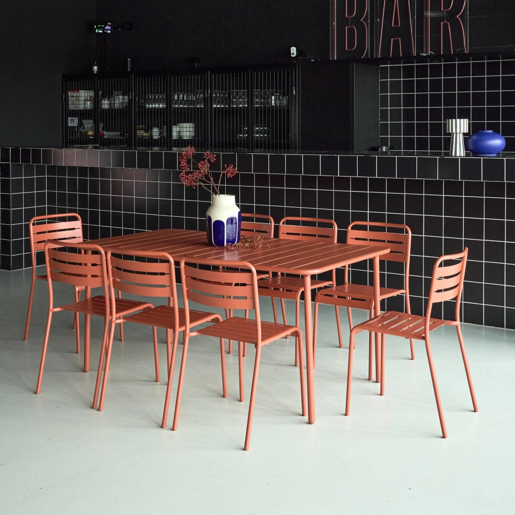 Set tavolo da giardino in acciaio con 8 sedie, 160cm, terracotta