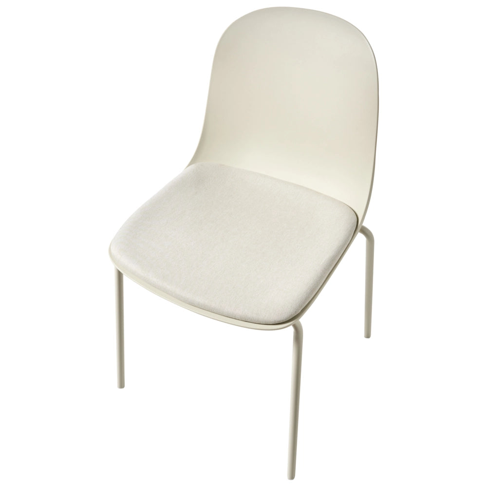 Set di 2 sedie da conferenza Seduta in poliestere beige chiaro Schienale in plastica Gambe in ferro Arredo ufficio moderno