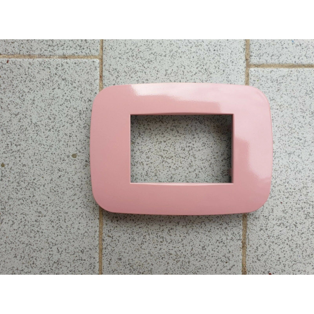 Trade Shop - Placca Placchetta Placchette Compatibili Per Serie Axolute Bticino Colorate Fori - Rosa -3 Fori     -