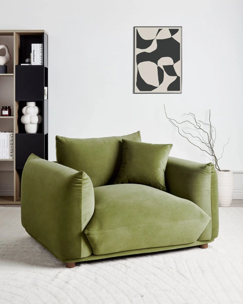 Poltrona velluto verde Gambe di legno morbide Stile moderno arredamento scandinavo