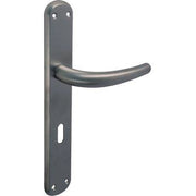 MANIGLIA TORINO CROMO FORO PATENT - ZAMA CROMO SATINATA+Q8 I.MM 90 CF=PZ 2- 1 confezioni