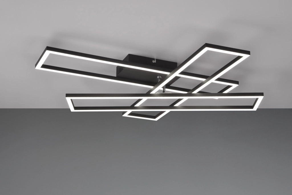 Plafoniera LED rettangolare 66cm 36W nera con telecomando
