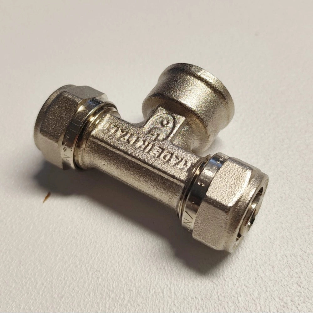 Raccordo 20x20x1/2'' a t femmina a stringere per tubo multistrato