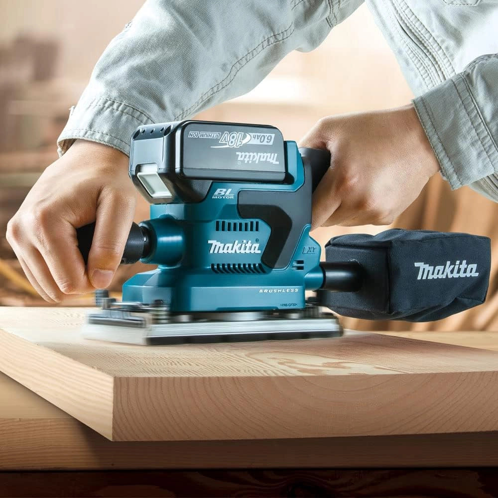 Makita Levigatrice senza spazzole DBO380Z 18V Li-ion LXT - Batterie e caricabatterie non inclusi