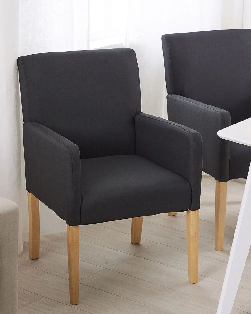 Sedia da pranzo Rivestimento in tessuto Nero Gambe in legno Seduta elegante con braccioli