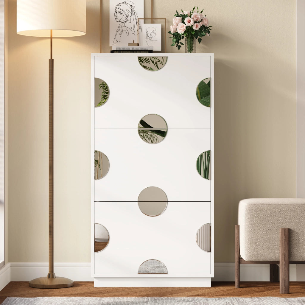 Scarpiera moderna e unica, di colore bianco, con 3 ante, specchio rotondo e ampio spazio contenitivo, ideale per l'ingresso/atrio.
