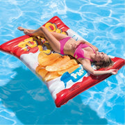 Trade Shop - Materassino Isola Gonfiabile Stampa Patatine Chips In Pvc Mare Piscina 178x140cm -